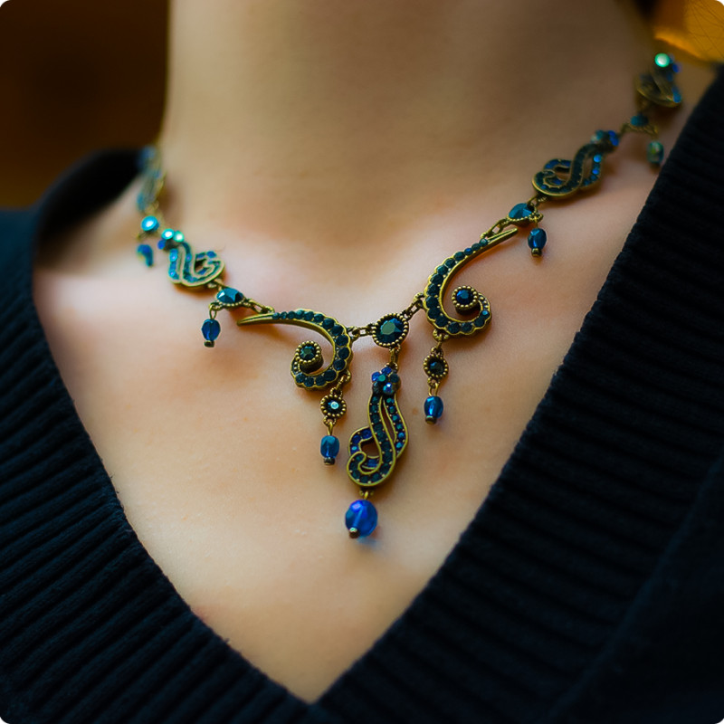 The New Rules Of Necklace Styling