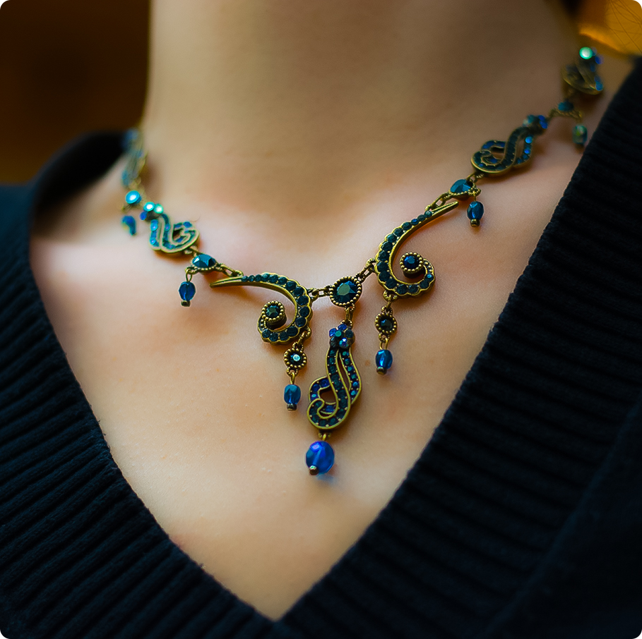 The New Rules Of Necklace Styling